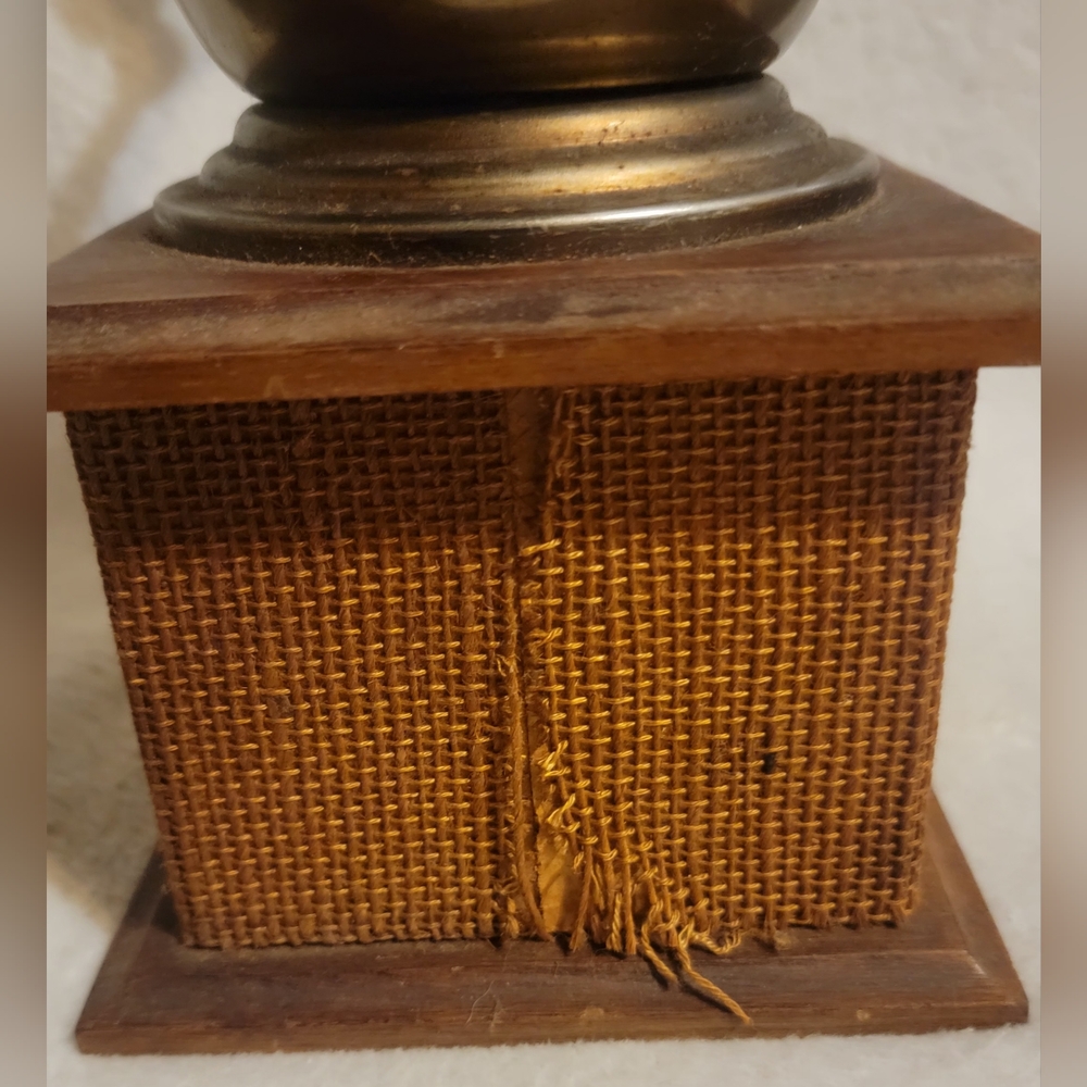 Vintage Coffee Grinder - Picture 6 of 9
